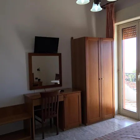 Hotel Royal Free Parking Coccorino
