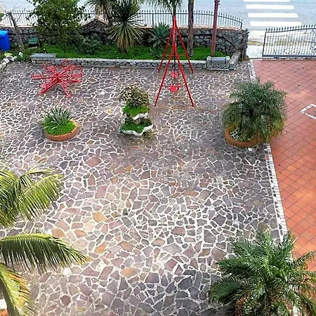 Royal Free Parking فندق Coccorino