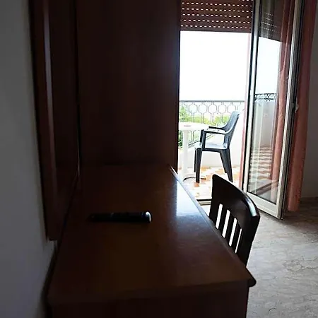 Royal Free Parking 3*